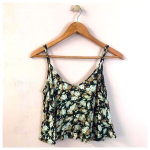 PacSun Black Floral V-Neck Semi-Cropped Top EUC Size S